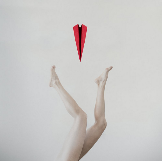Photo de Dasha Pears intitulée Love is the answer rêve imaginaire composition épurée