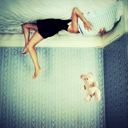 Photo de Julie de Waroquier intitulée Quand la réalité met fin au rêve